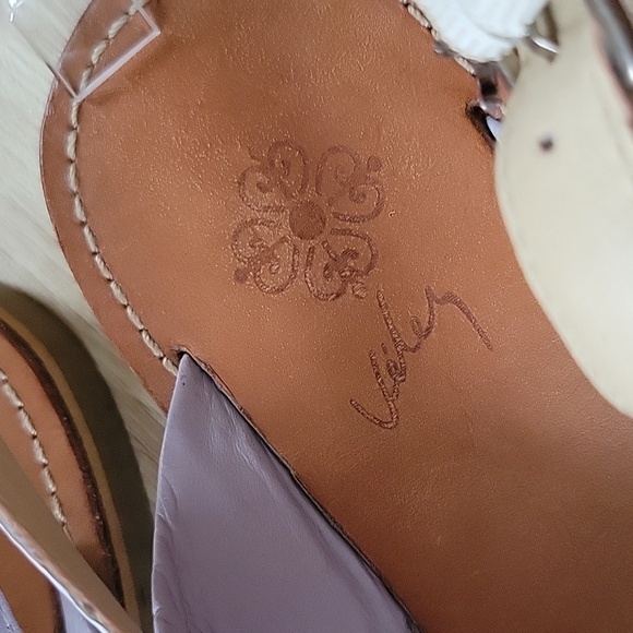 VELEZ For LEATHER LOVERS Lavender Leather Sandals - Picture 6 of 7
